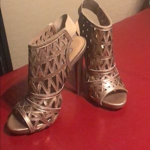 Steve Madden heels!
